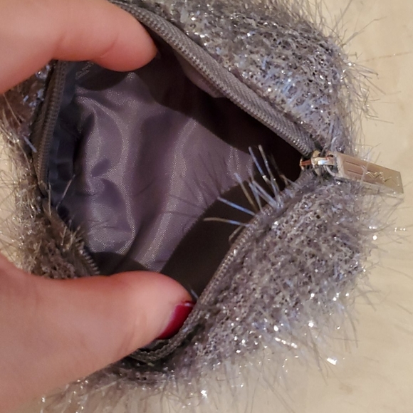 "Firework Like A Charm" M.A.C Mini Pouch/Lipstick - Picture 11 of 16